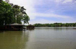 LT.33 LAKE CREST DR.