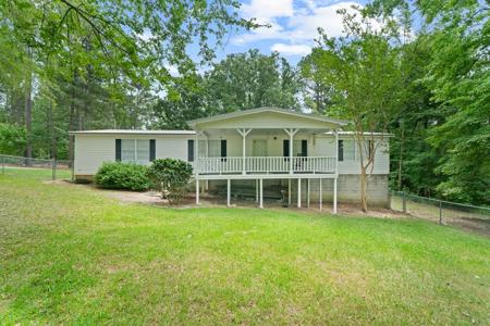 110 Mariners Dr.