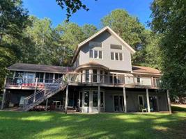 98 Sycamore Lane