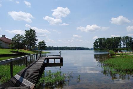 218 Arrowhead Drive