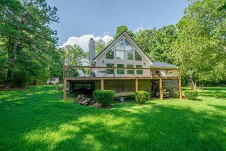 62 Gary Drive