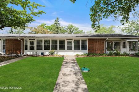 102 Edinburgh Lane
