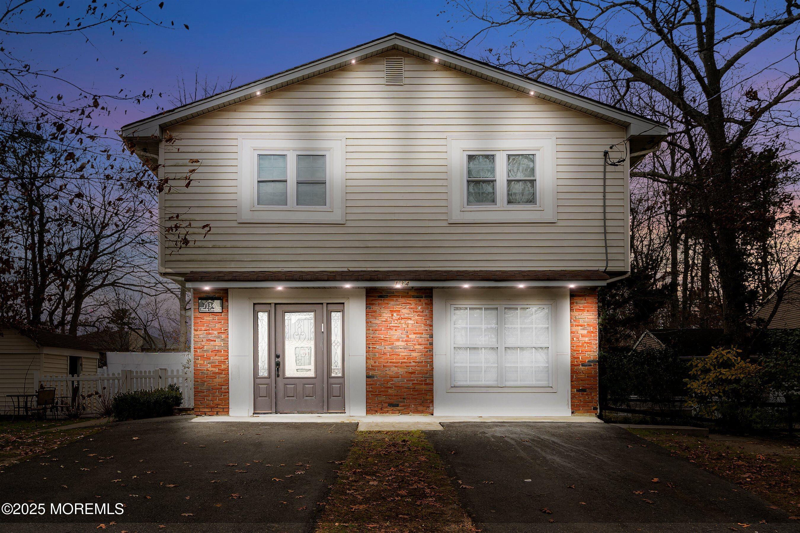 Image 2: 02-Front - evening