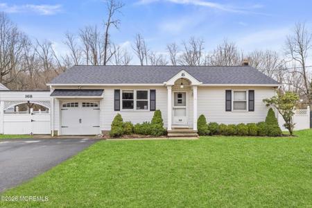 168 Pond Road