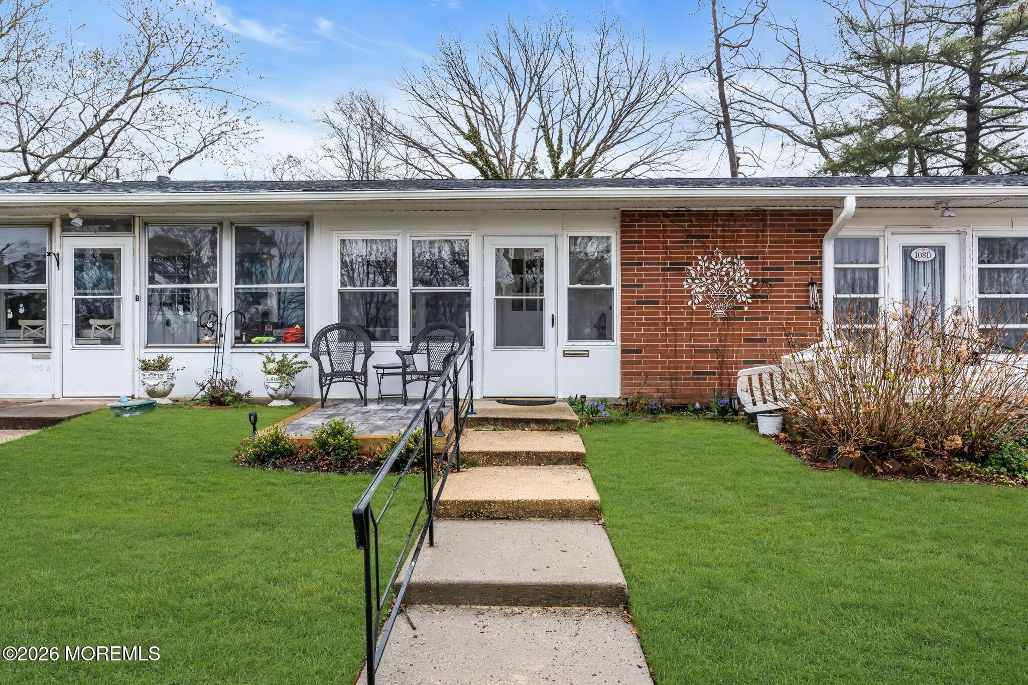 Image 2: 26-web-or-mls-DSC07244-1