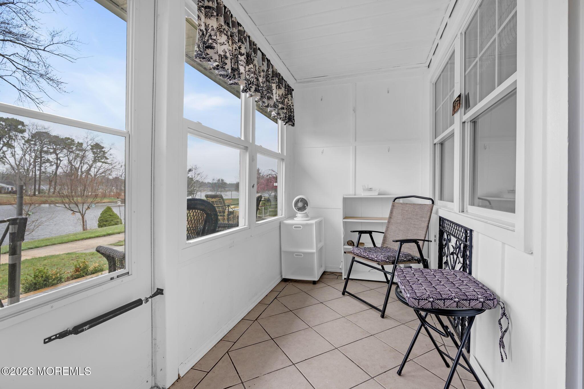 Image 3: 25-web-or-mls-DSC07134