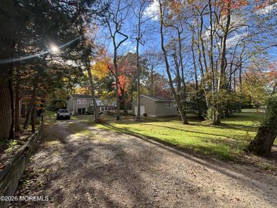 824 S Lake Drive