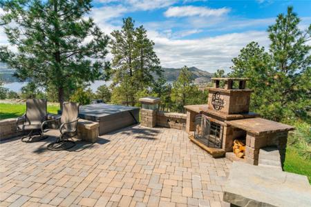 4025 Lake Point Drive