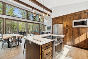 275 Hoodoo Loop