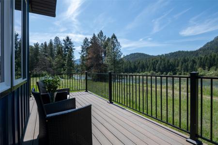 29 Shoreline Drive