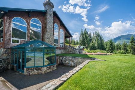 17274 / 17276 Bull Lake Road