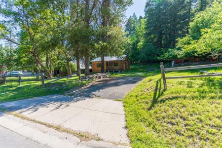 435 Dakota Avenue
