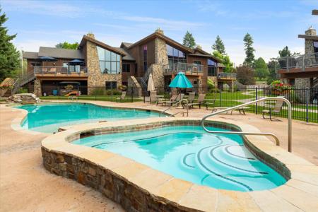 600 Grand Drive