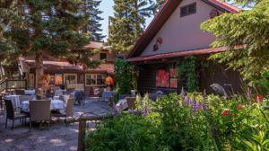 22360 Laughing Horse Lodge