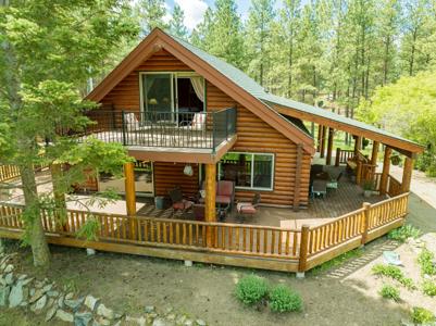 5228 Sophie Lake Road