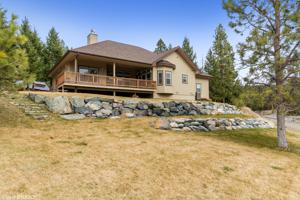 81 Lake Court