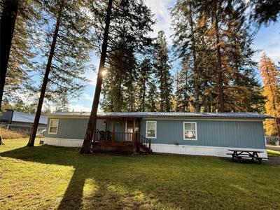 4884 MT Hwy 200