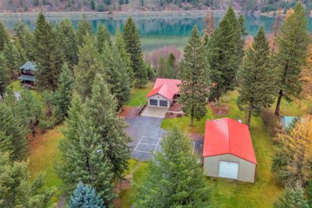 25 River Front Drive S