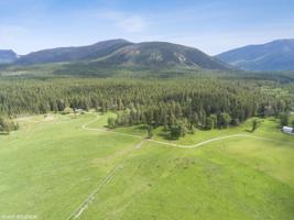 2925 Grave Creek Road