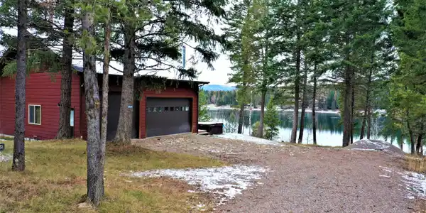 5272 Sinclair Creek Road
