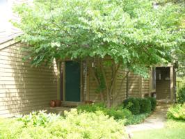 324 INDIAN POINT Road N