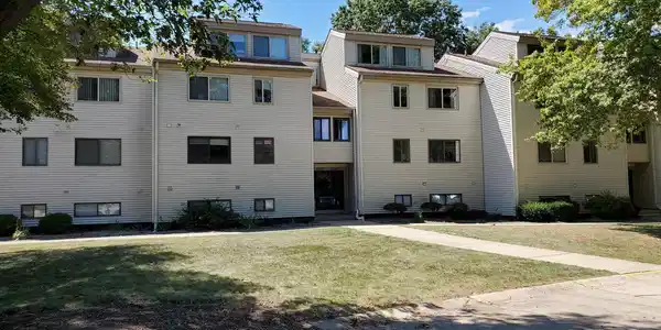 2123 Melrose Drive