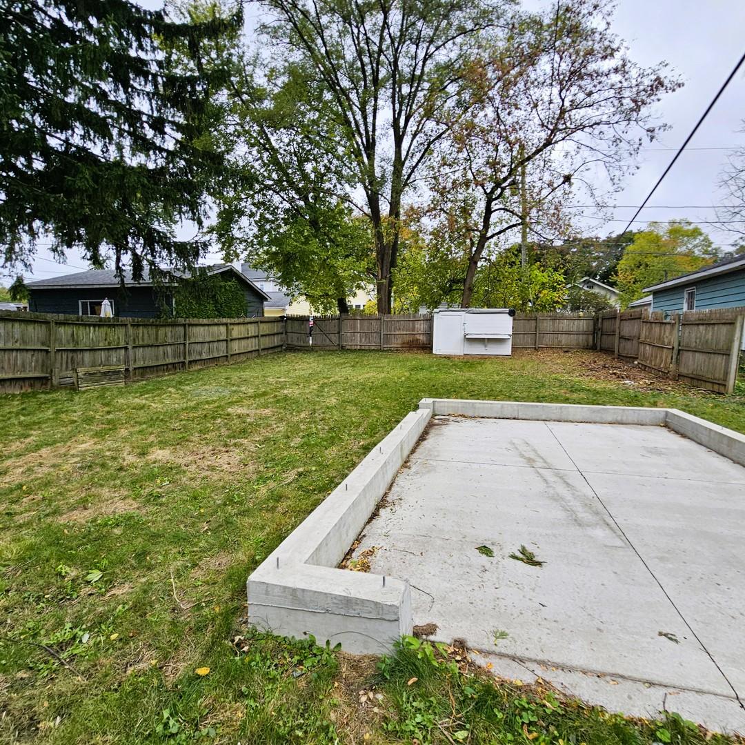 Image 4 Image 4