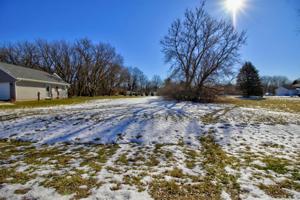206 Bounty Drive NE
