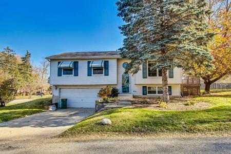 191 E Grand Avenue