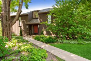 279 W Rolling Wood Lane