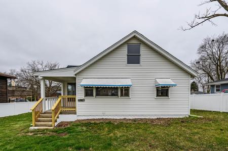 26 E Washington Street