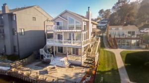 187 Howard Court