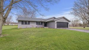 205 Thornhill Drive SW