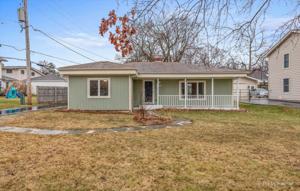 33338 Valley View Drive N