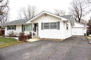 104 LONGMEADOW Drive