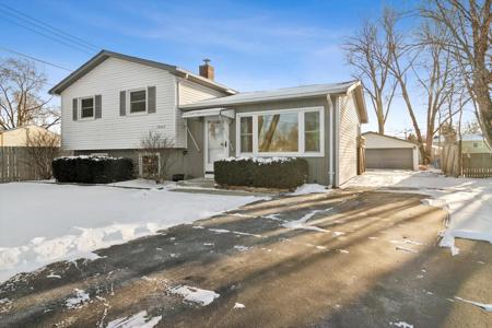 18065 W Big Oaks Road