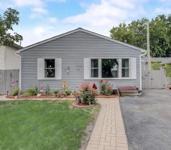 410 W Riverside Drive