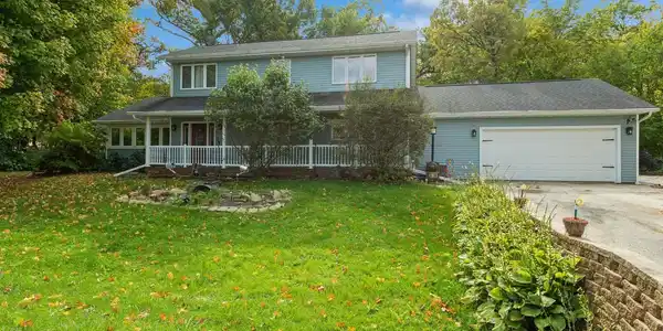 100 Prince Court SE