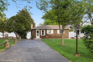 3604 W lake shore Drive