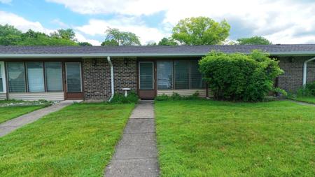 7415 Clarendon Court