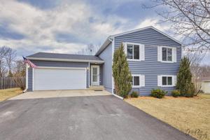 25494 W GREENVIEW Avenue