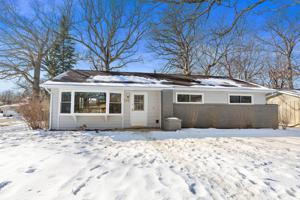 105 Oakwood Drive