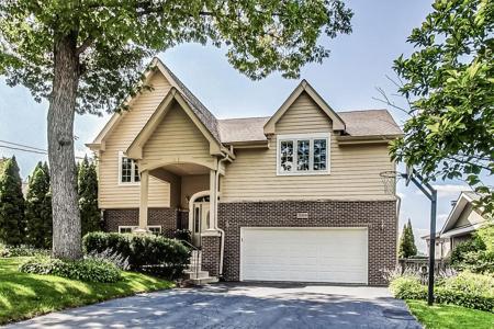 33418 N Lake Shore Drive
