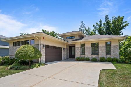 23 Heritage Drive
