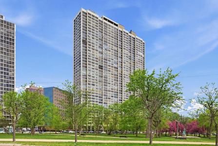 2800 N Lake Shore Drive