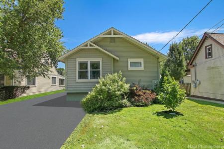 17 ATWATER Parkway