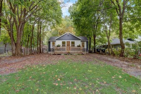 24696 W Lake Shore Drive