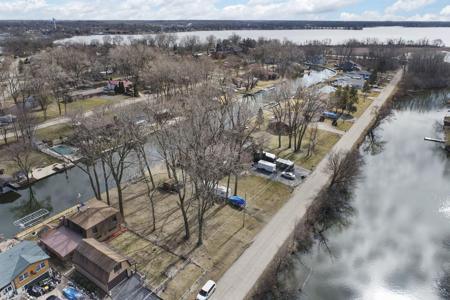 609 Monterrey Terrace