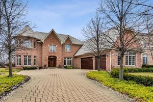 1667 PEBBLE BEACH Way