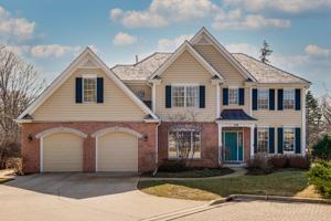 228 Carriage Hill Circle